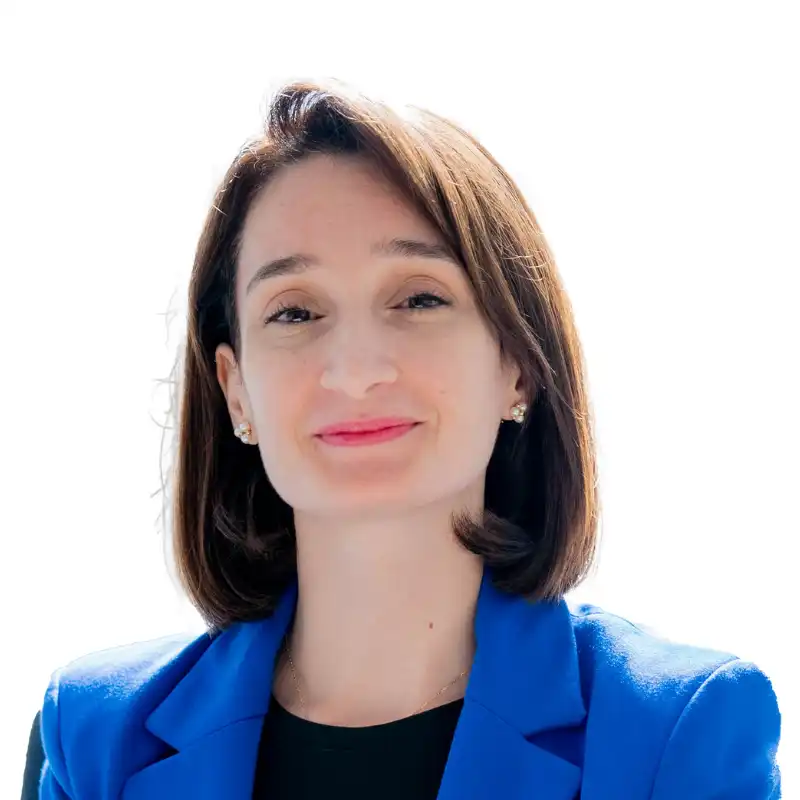 Dr. Yasmine Souissi